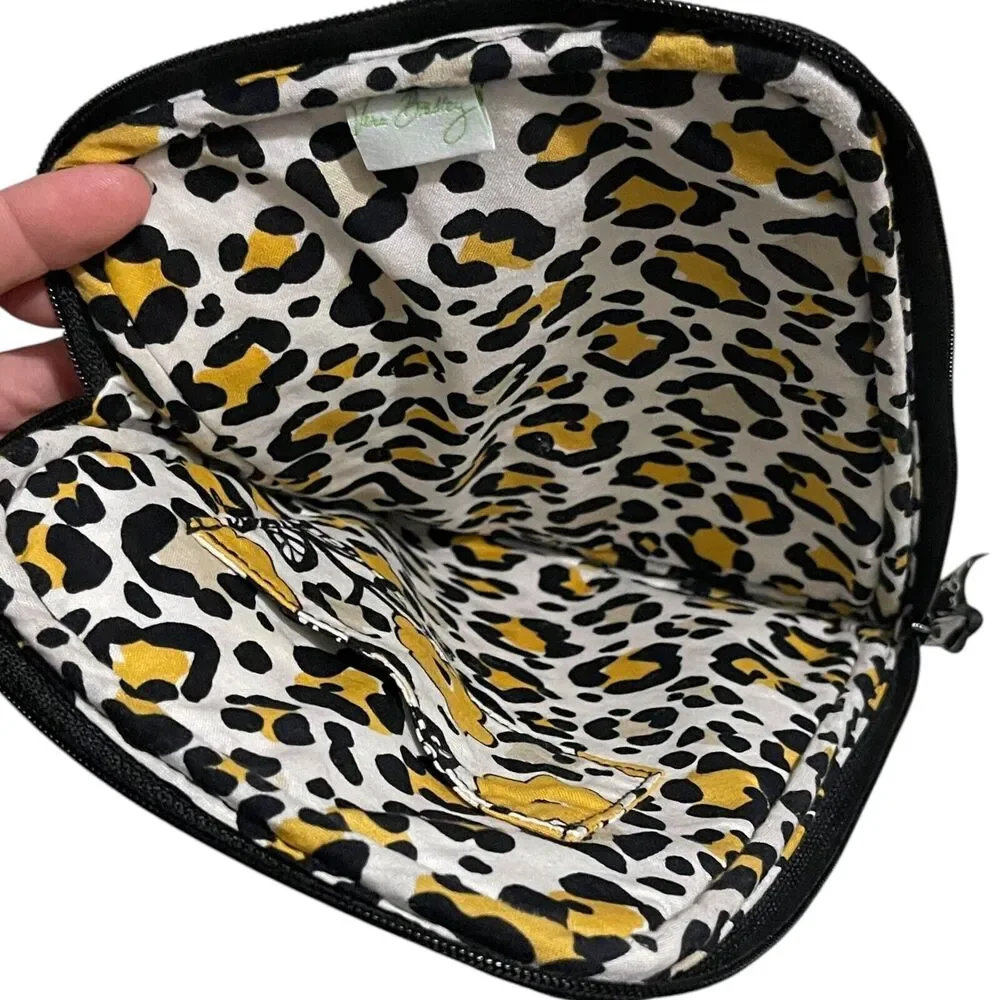 Vera Bradley Go Wild Kindle Case Animal Print Floral Quilted Holder Tablet iPad - Picture 4 of 7